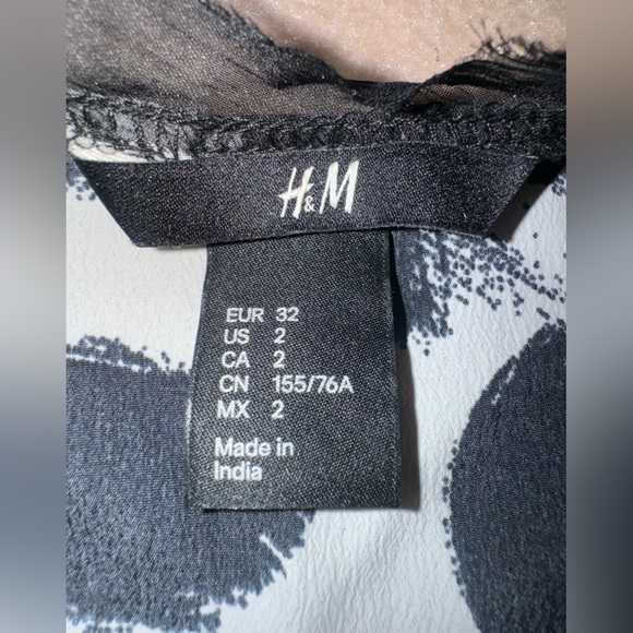 H&M top - Picture 3 of 4